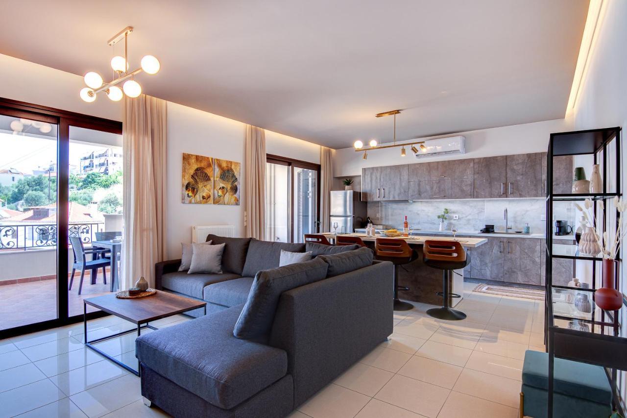 Agapi'S Luxury Apartment Pylos Exterior photo